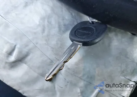 2003 Chevrolet S-10 Ls z USA, uszkodzony, nr VIN 1GCCS19X938144892